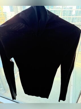 Uniqlo Black Women’s  Turtleneck Sweater
